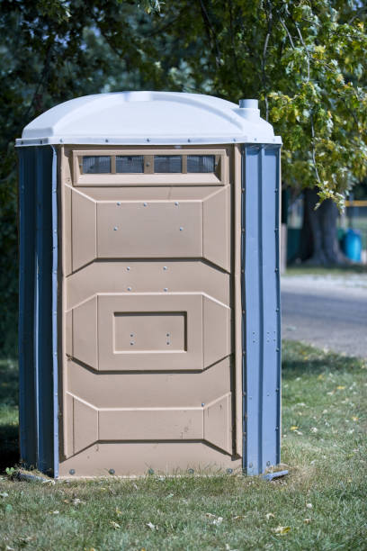 Best Porta potty delivery and setup  in Fairwood, WA